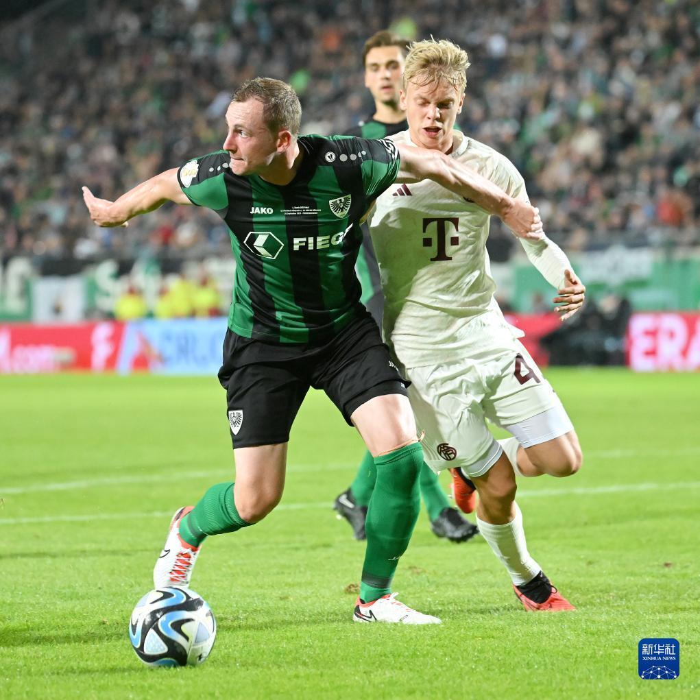 波媒：佛罗伦萨有意斯佩齐亚的波兰国脚维希涅夫斯基